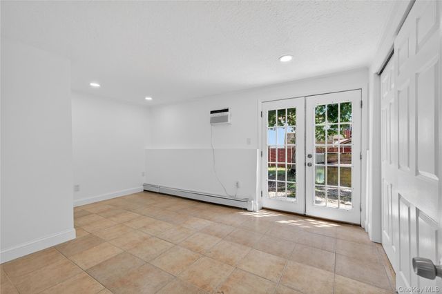 370 Chelsea Avenue, West Babylon, NY 11704