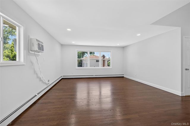 370 Chelsea Avenue, West Babylon, NY 11704