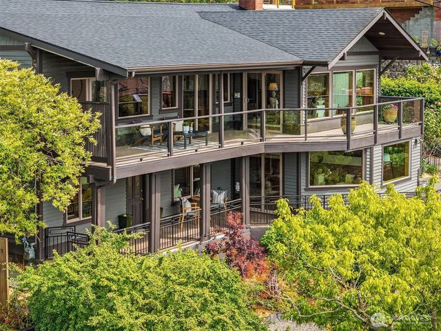 5322 47th Avenue SW, Seattle, WA 98136
