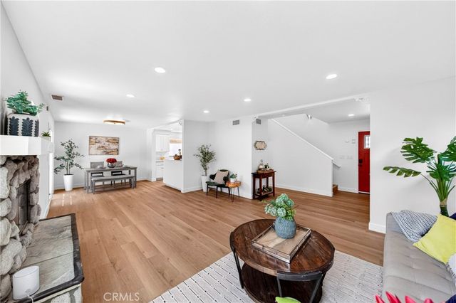 7552 Thousand Oaks, Tujunga, CA 91042