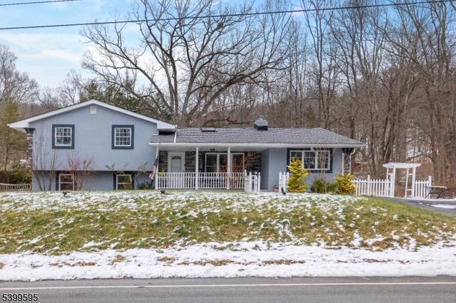 66 Silver Grove Rd, Hardyston Twp., NJ 07460