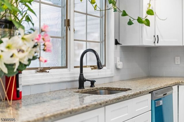 66 Silver Grove Rd, Hardyston Twp., NJ 07460