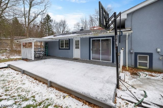 66 Silver Grove Rd, Hardyston Twp., NJ 07460