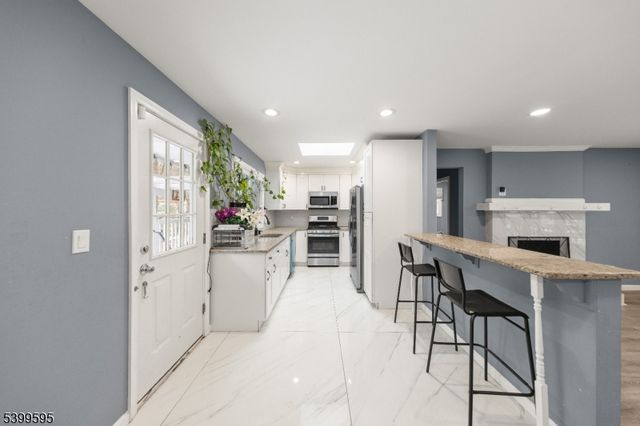 66 Silver Grove Rd, Hardyston Twp., NJ 07460