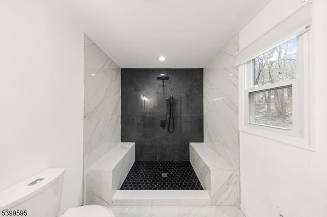 66 Silver Grove Rd, Hardyston Twp., NJ 07460