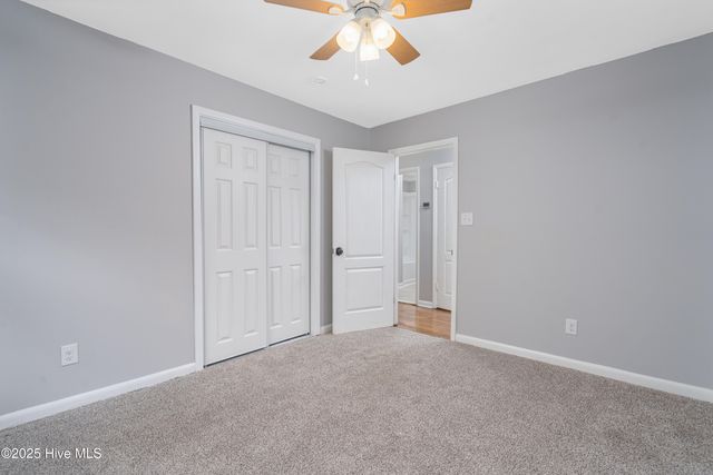 116 Long Acres Drive, Jacksonville, NC 28546