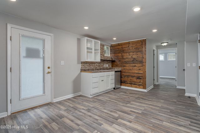 116 Long Acres Drive, Jacksonville, NC 28546
