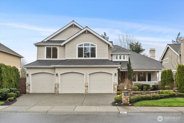 2211 204th Place NE, Sammamish, WA 98074
