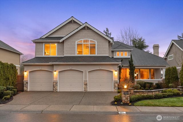 2211 204th Place NE, Sammamish, WA 98074