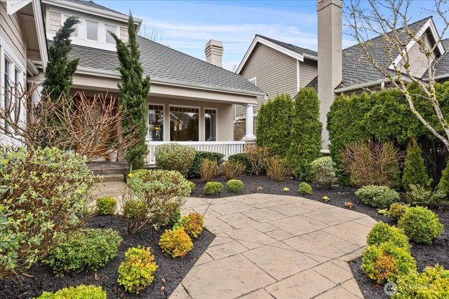 2211 204th Place NE, Sammamish, WA 98074