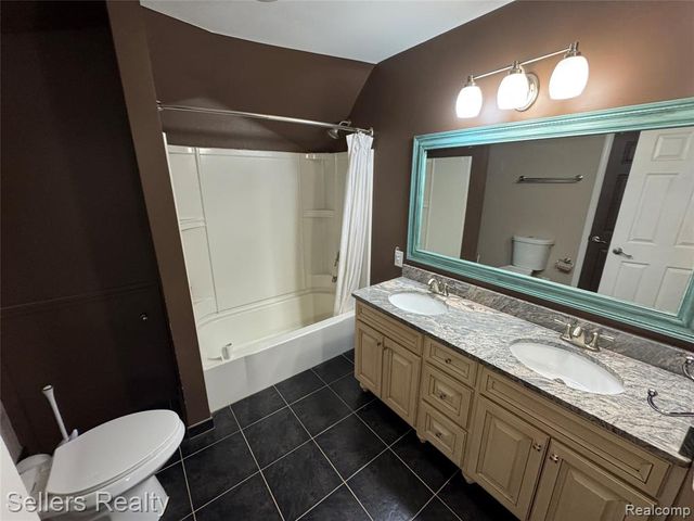 5346 N Oak Road, Davison, MI 48423