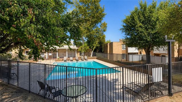 10331 Lindley Avenue 228, Los Angeles, CA 91326