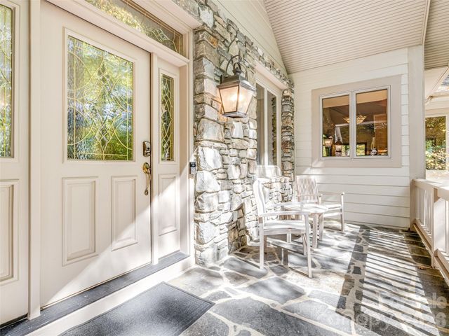 3500 Eagles Nest Road, Waynesville, NC 28786