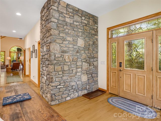 3500 Eagles Nest Road, Waynesville, NC 28786