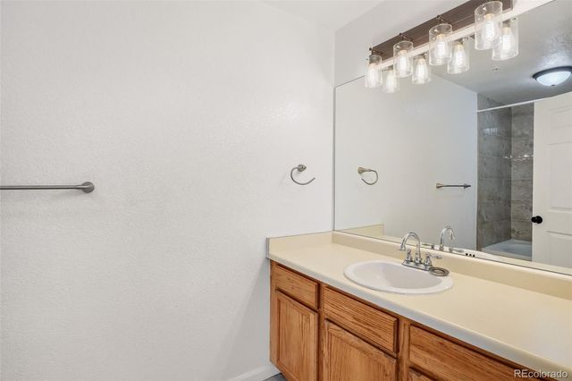 8707 E Florida Avenue 1011, Denver, CO 80247