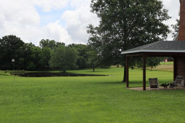 14795 S 1825 Road, Stockton, MO 65785