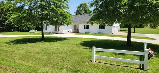 14795 S 1825 Road, Stockton, MO 65785