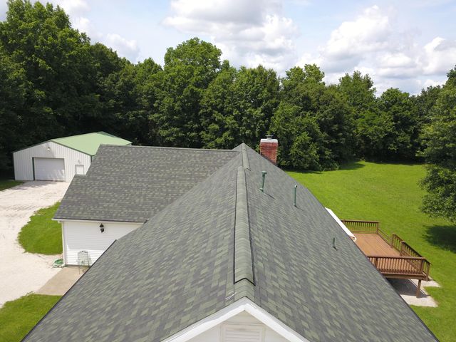 14795 S 1825 Road, Stockton, MO 65785