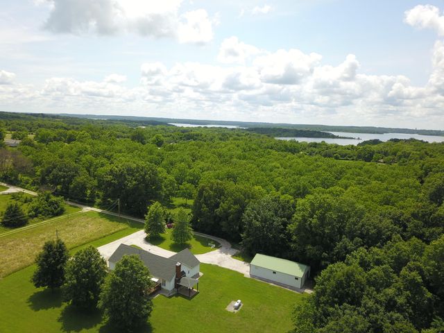 14795 S 1825 Road, Stockton, MO 65785