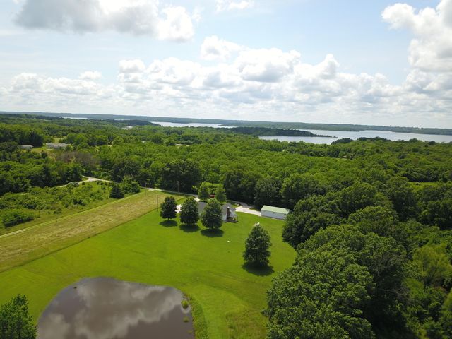 14795 S 1825 Road, Stockton, MO 65785