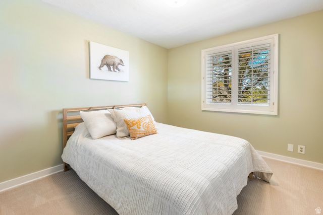 2555 E CHALET RD, Cottonwood Heights, UT 84093