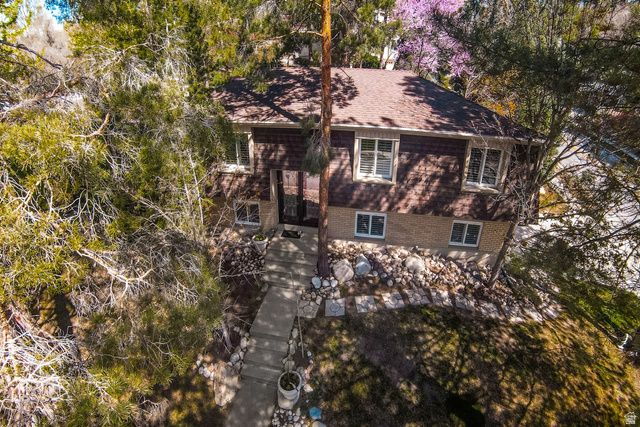 2555 E CHALET RD, Cottonwood Heights, UT 84093