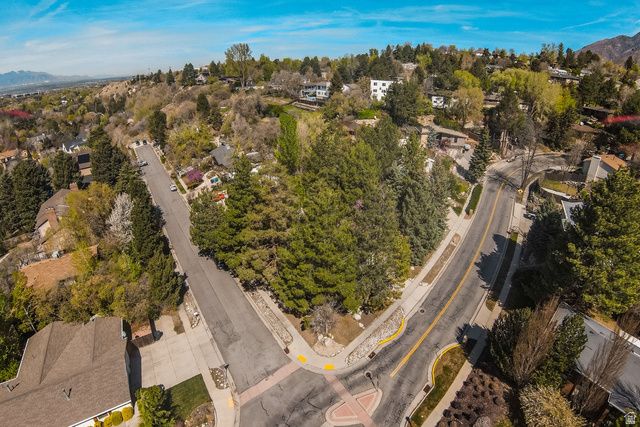 2555 E CHALET RD, Cottonwood Heights, UT 84093