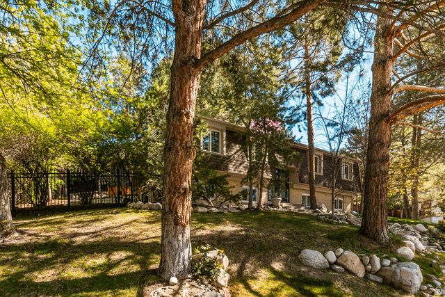 2555 E CHALET RD, Cottonwood Heights, UT 84093