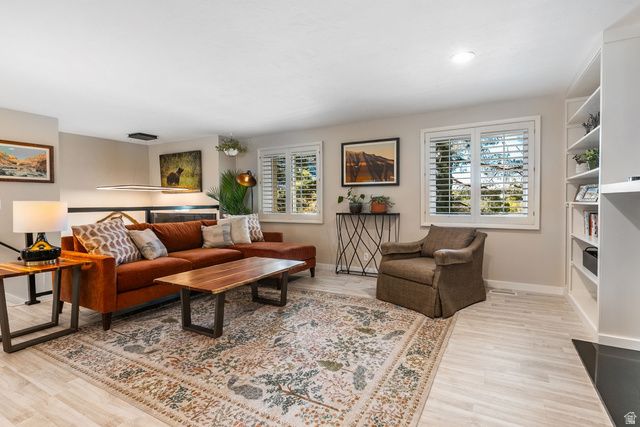 2555 E CHALET RD, Cottonwood Heights, UT 84093