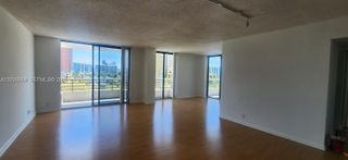 3300 NE 191st St 818, Aventura, FL 33180