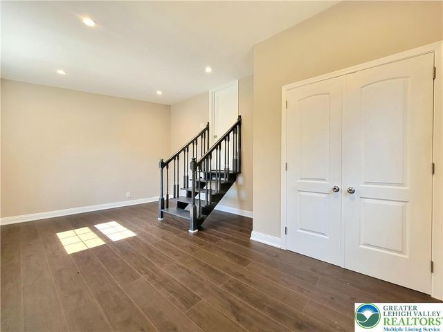 867 UNDERWOOD Road West, Middle Smithfield Twp, PA 18302
