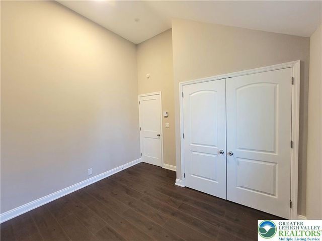 867 UNDERWOOD Road West, Middle Smithfield Twp, PA 18302