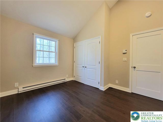 867 UNDERWOOD Road West, Middle Smithfield Twp, PA 18302