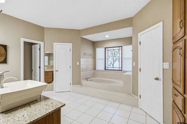 12098 Squirrel RD, Pittsburg, TX 75686