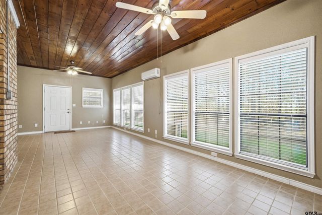 12098 Squirrel RD, Pittsburg, TX 75686