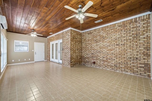 12098 Squirrel RD, Pittsburg, TX 75686