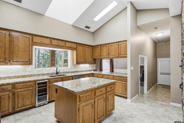 12098 Squirrel RD, Pittsburg, TX 75686