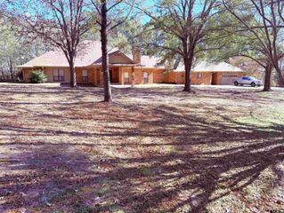 12098 Squirrel RD, Pittsburg, TX 75686