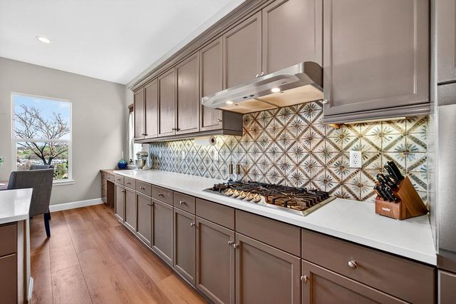 2208 Raintree Ct, Rocklin, CA 95765