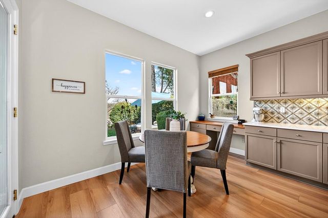 2208 Raintree Ct, Rocklin, CA 95765