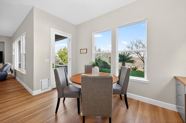 2208 Raintree Ct, Rocklin, CA 95765