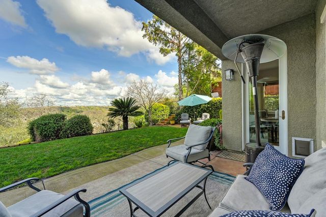 2208 Raintree Ct, Rocklin, CA 95765