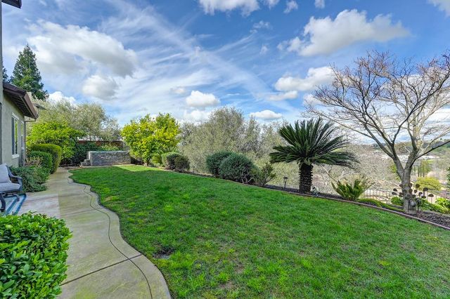 2208 Raintree Ct, Rocklin, CA 95765