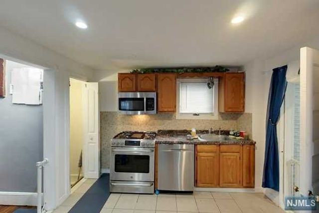 129 Riverview Avenue, North Arlington, NJ 07031