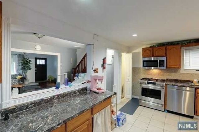 129 Riverview Avenue, North Arlington, NJ 07031