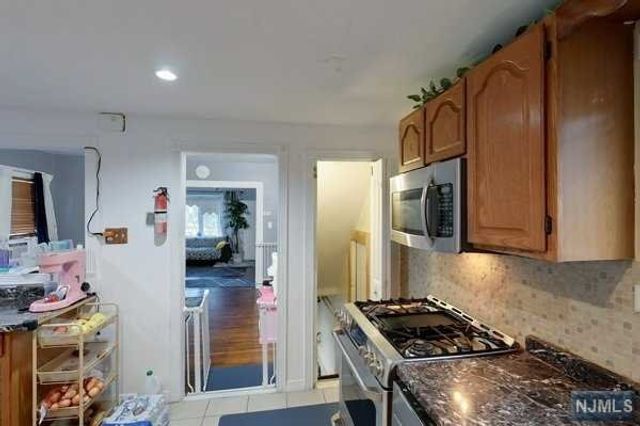 129 Riverview Avenue, North Arlington, NJ 07031