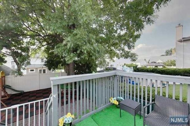 129 Riverview Avenue, North Arlington, NJ 07031