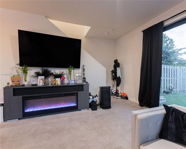 10807 SW 232nd Ter, Homestead, FL 33032