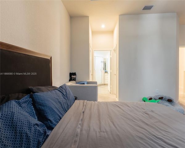 10807 SW 232nd Ter, Homestead, FL 33032