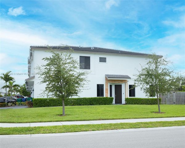 10807 SW 232nd Ter, Homestead, FL 33032